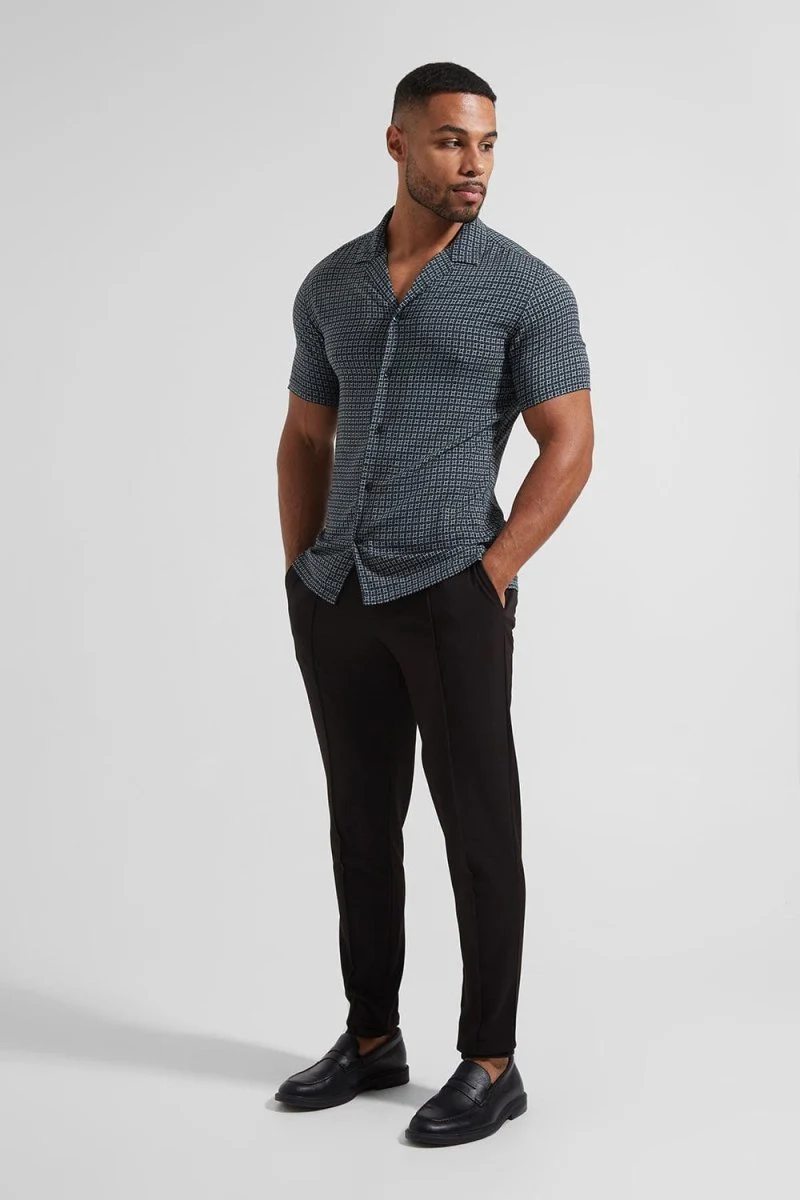 Shape Shift Printed Short Sleeve Shirt - Image 3