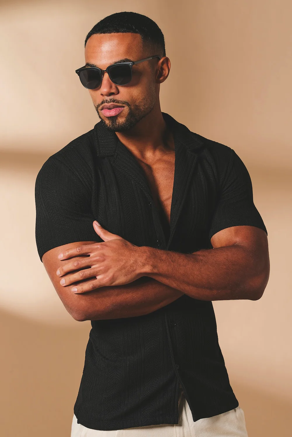 Stripe Patterned Cuban Collar Shirt in Black - Image 3